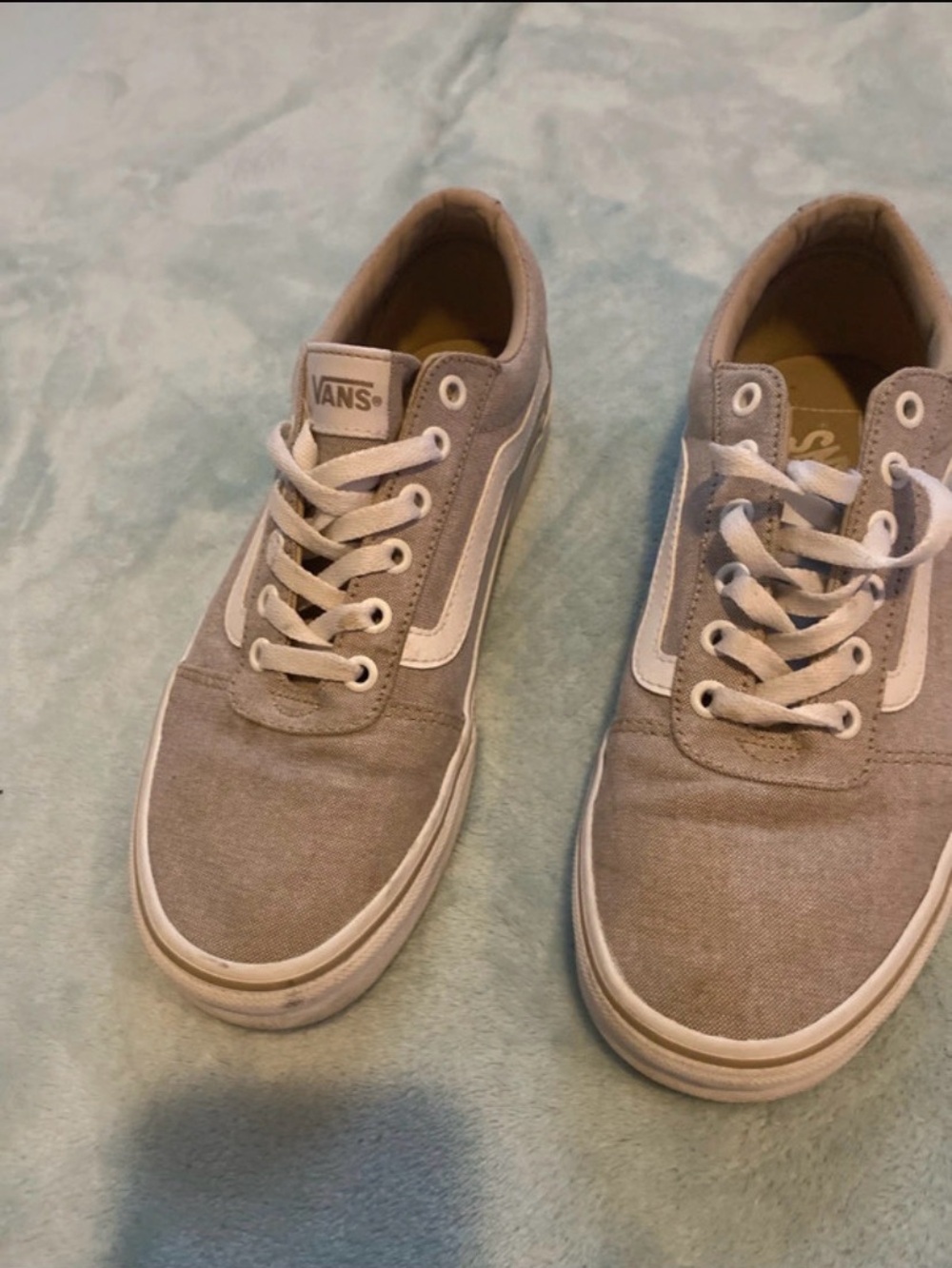 Vans women’s  Light Gray Canvas Old Skool Sneakers with White Stripe